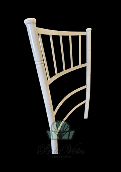 A Bela Vista Decorações oferece a sofisticada Cadeira de Ferro Empilhável Slim Tiffany Tubular Branca, uma excelente opção para casamentos, festas, recepções, eventos corporativos.