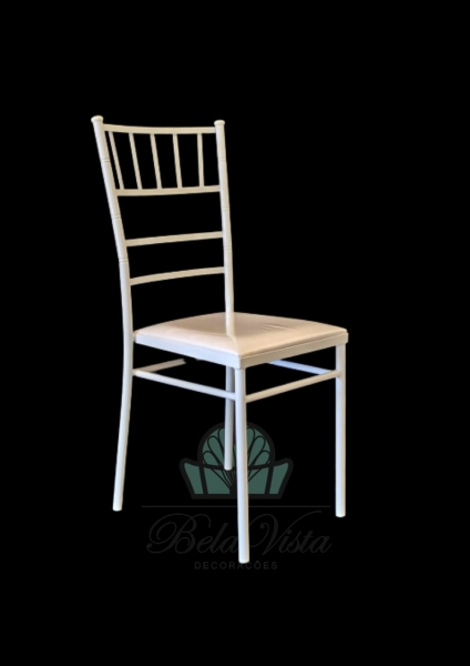 A Bela Vista Decorações oferece a sofisticada Cadeira de Ferro Empilhável Slim Tiffany Tubular Branca, uma excelente opção para casamentos, festas, recepções, eventos corporativos.