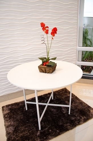 A Bela Vista Decorações oferece a Mesa Dobrável para Festas, uma solução prática e versátil para eventos, buffets, casamentos, aniversários e empresas de locação. 