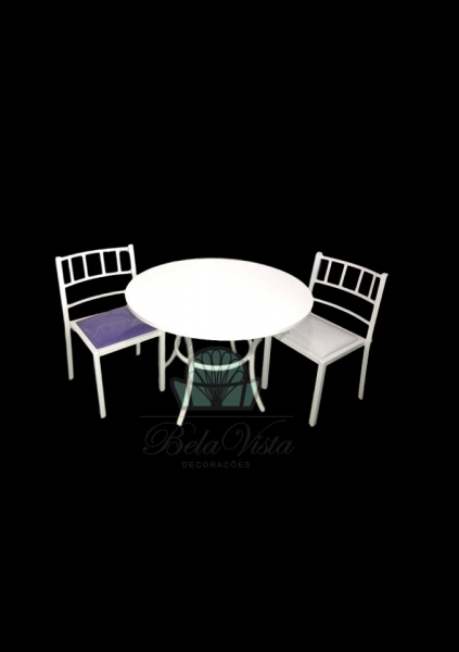 A Bela Vista Decorações oferece o Conjunto de Ferro Infantil, uma excelente opção para festas, aniversários, eventos escolares, buffets e espaços recreativos. 